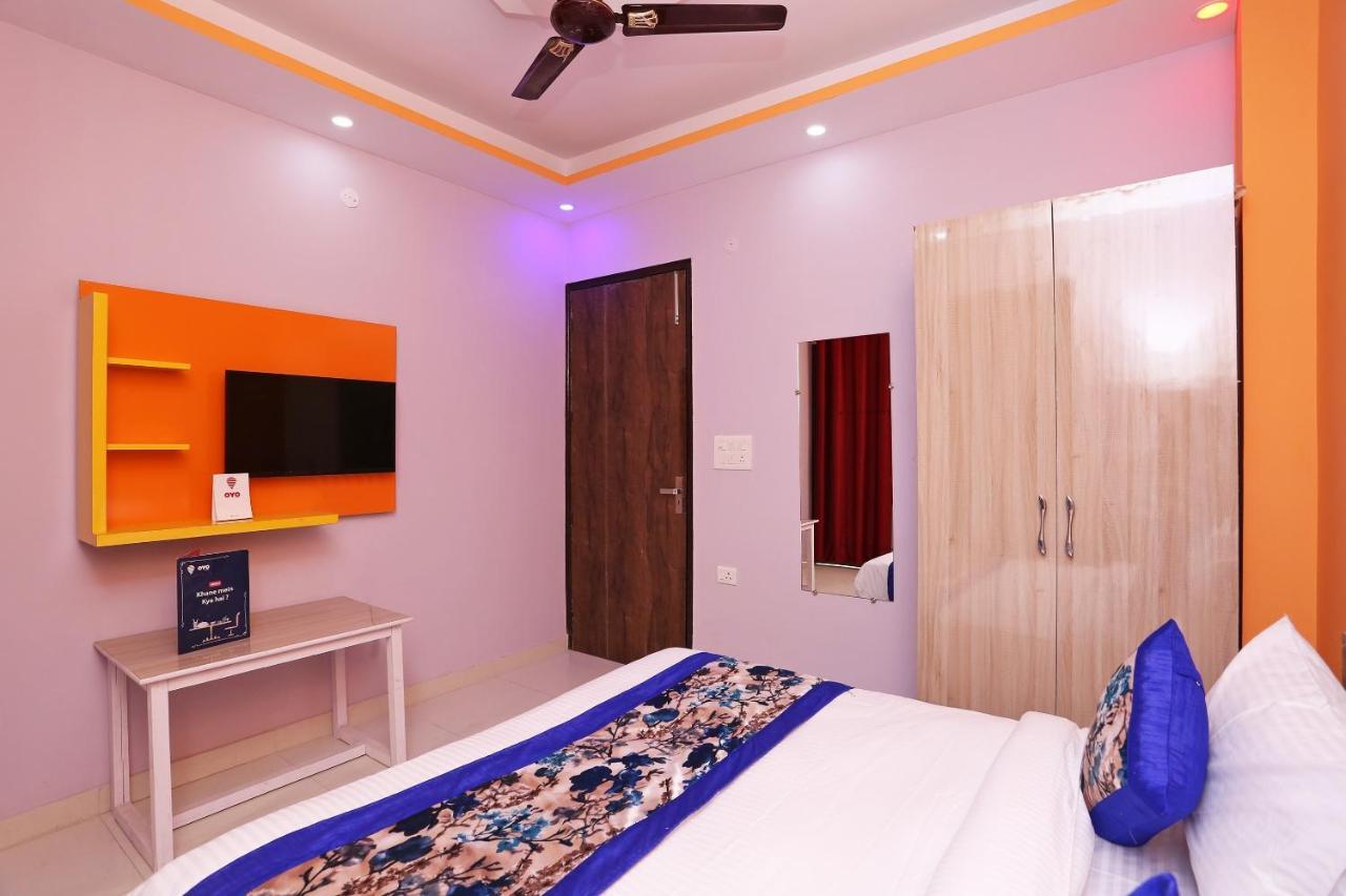 Oyo Rose Residency Near Dwarka Sector 9 Metro Station Hotel Új-Delhi Kültér fotó